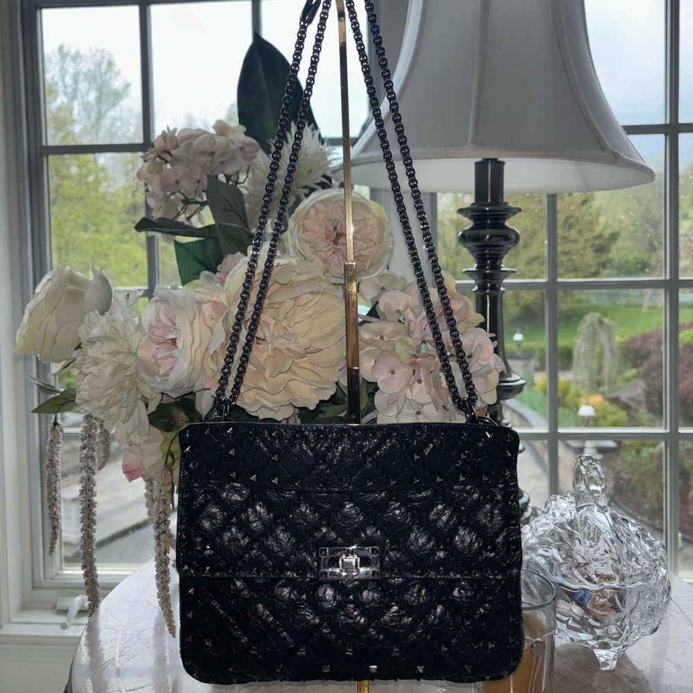Valentino Garavani Black Quilted Shoulder Bag
